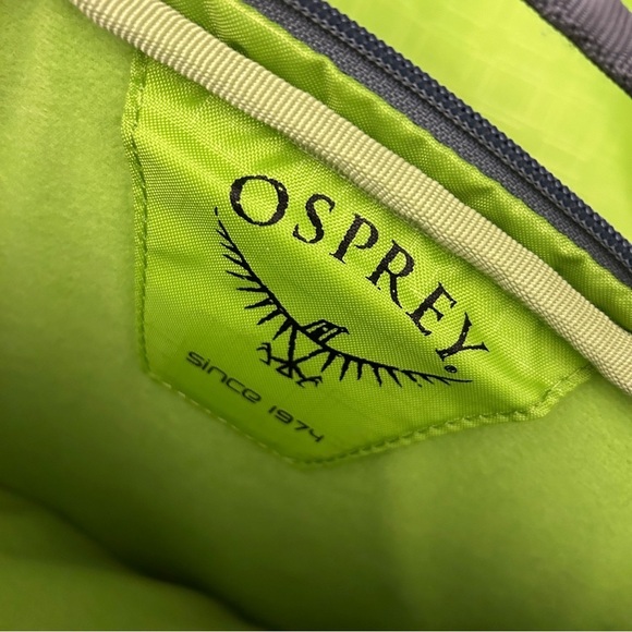 Osprey Messenger Laptop Bag Gray Stripe Crossbody School Work Travel Lightweight - Picture 7 of 11